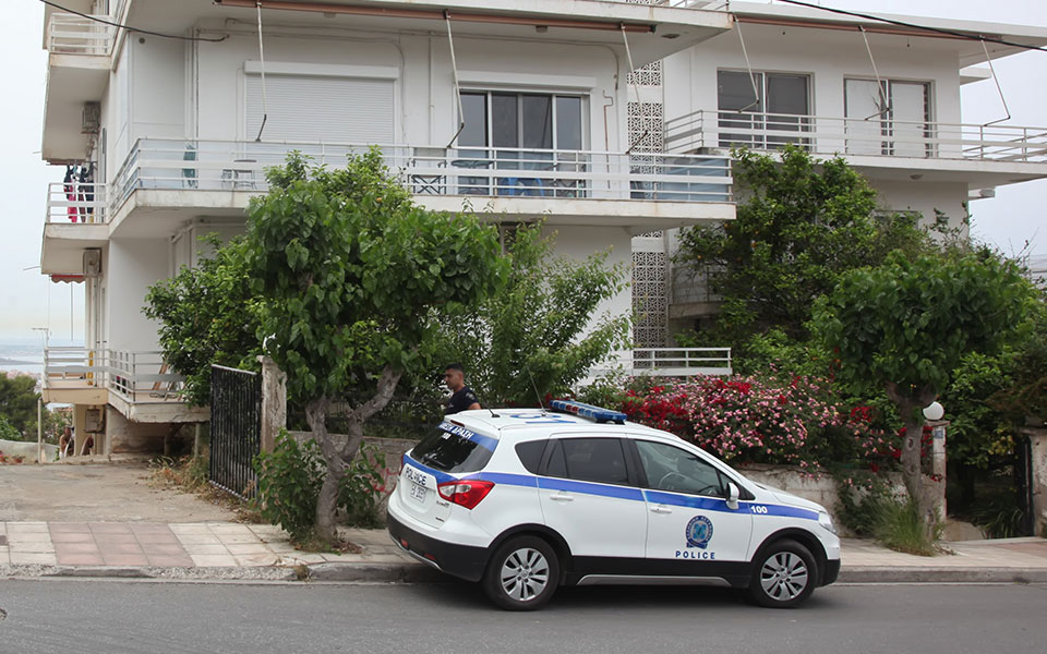 κέρκυρα-φυτεία-κάνναβης-σε-ελαιώνα-561938842