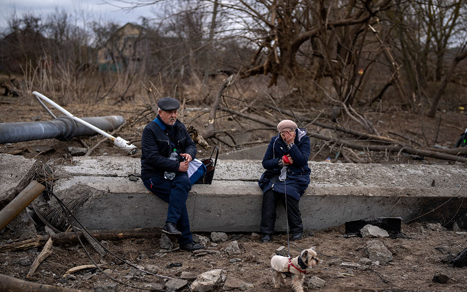 ουκρανία-έκκληση-στους-αμάχους-να-φύγ-561943210