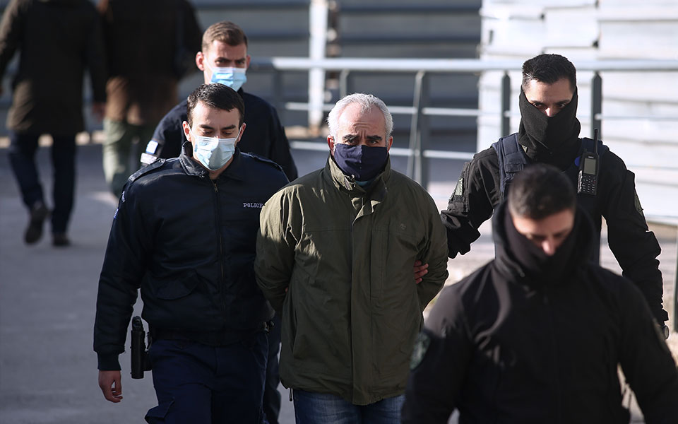 δίκη-ψευτογιατρού-να-γίνουν-καλύτε-561945451