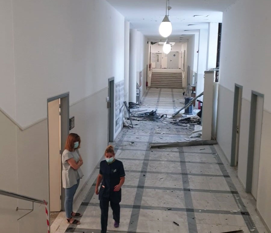 Μεγάλες ζημιές στο Σισμανόγλειο από την έκρηξη στο ΑΤΜ (εικόνες)-2