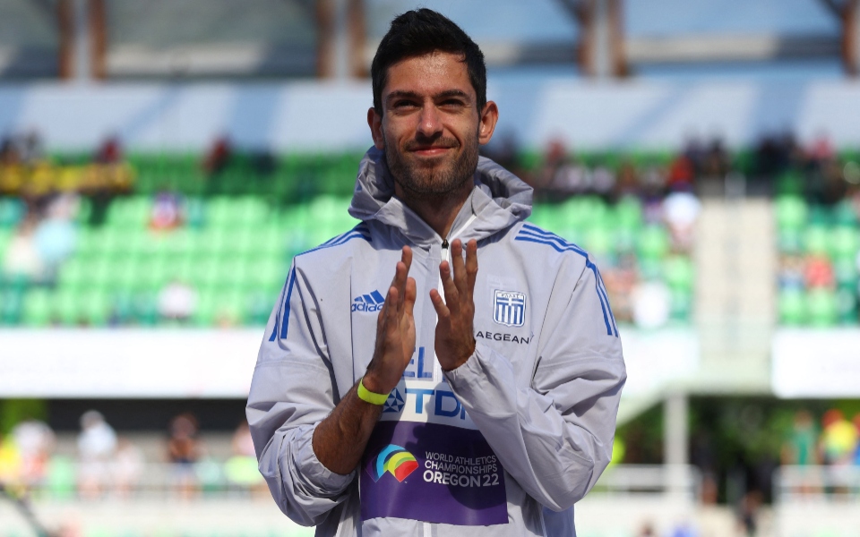 μίλτος-τεντόγλου-ένας-ταπεινός-πρωτα-561962011