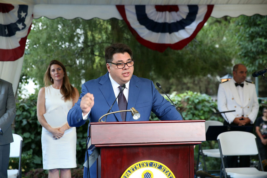 τζορτζ-τσούνης-οι-καλύτερες-ημέρες-τ-561937573