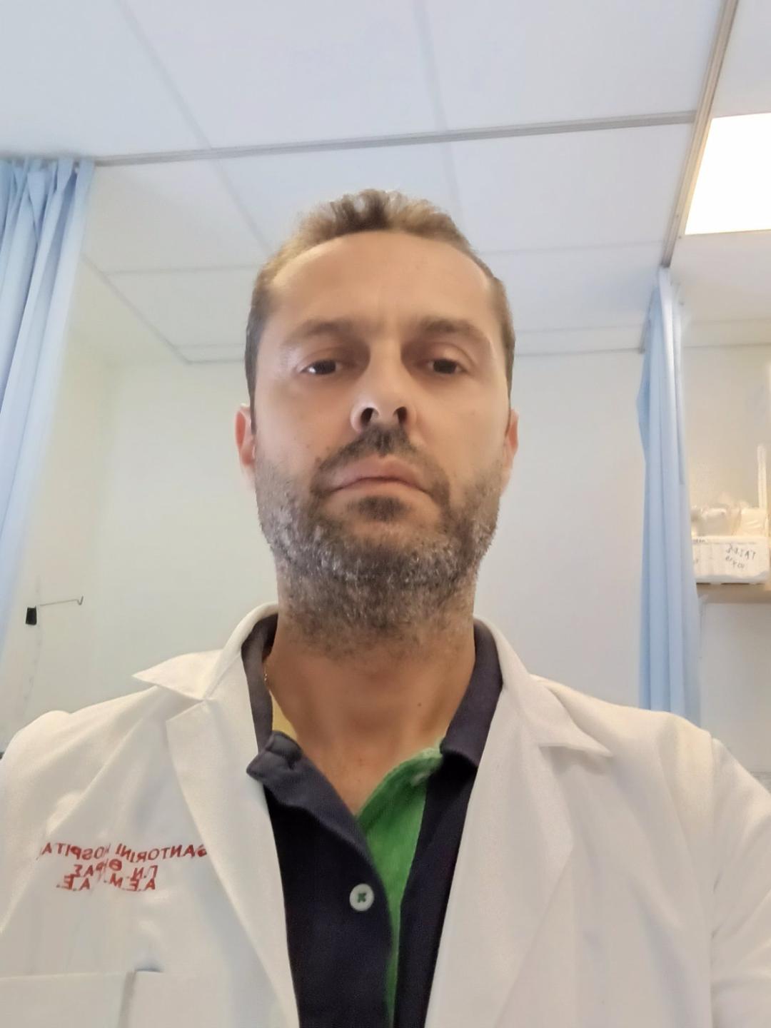 Ανοιχτή πληγή η έλλειψη γιατρών στα νησιά: «Μένουν λίγες ημέρες και φεύγουν»-1