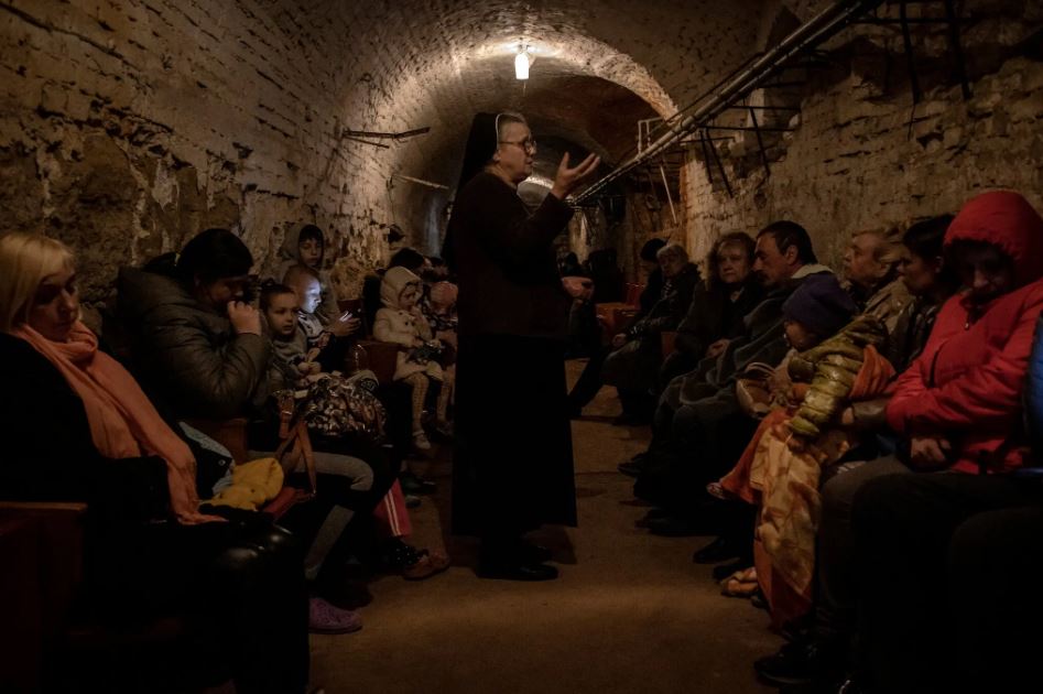 Έξι μήνες από την εισβολή στην Ουκρανία: Τα καρέ της φρίκης του πολέμου-14