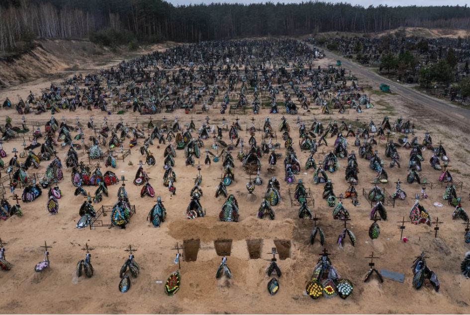 Έξι μήνες από την εισβολή στην Ουκρανία: Τα καρέ της φρίκης του πολέμου-17