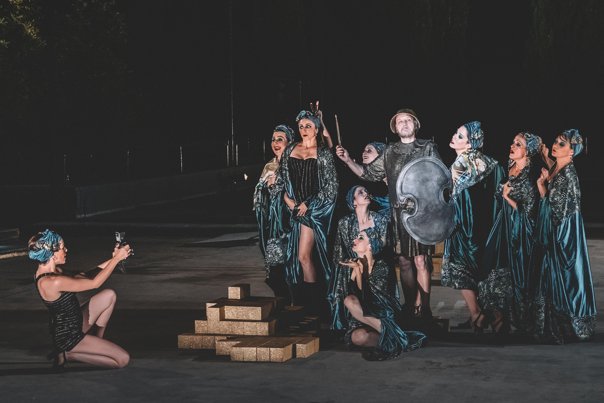 ο-θ-πάνου-στην-κ-και-η-ζωή-κωμικοτρα-561990100