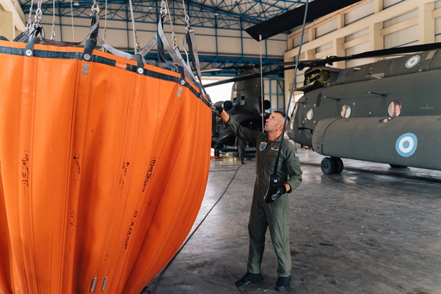 Γιατρεύοντας τα φτερά της πυρόσβεσης-8