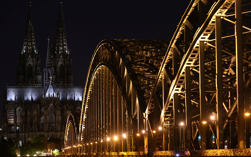 Η Γερμανία «κόβει» φυσικό αέριο, ενώ το δελτίο καραδοκεί – Πλαφόν στη θέρμανση, κλείνουν τα φώτα-2