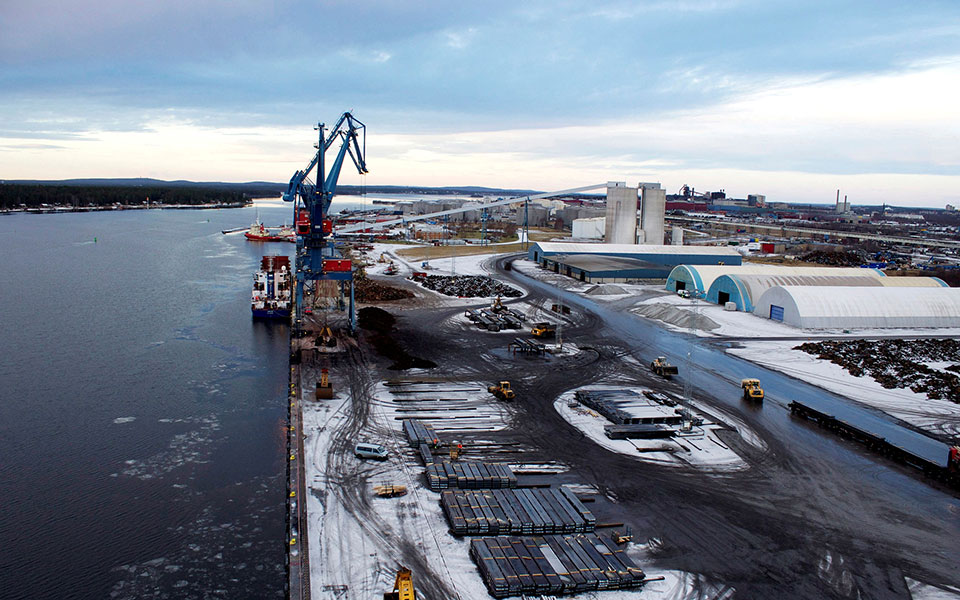 σουηδία-φωτιά-σε-πλοίο-με-300-επιβαίνοντ-562017580