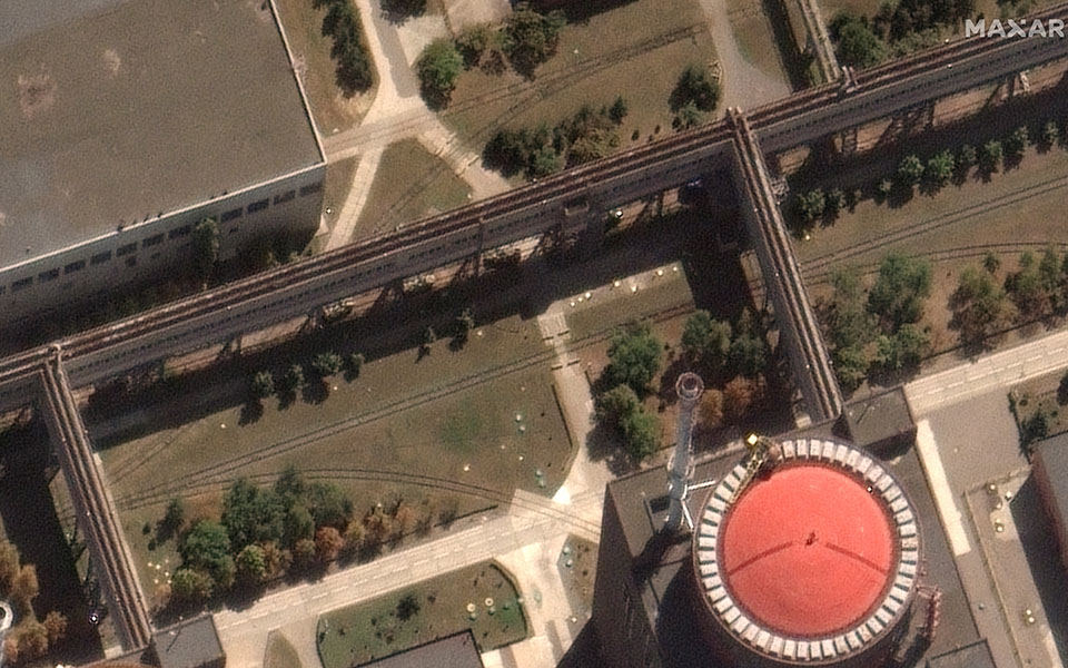 Ζαπορίζια: Ανησυχία για τα πλήγματα κοντά στον πυρηνικό σταθμό – Δορυφορικές εικόνες-2