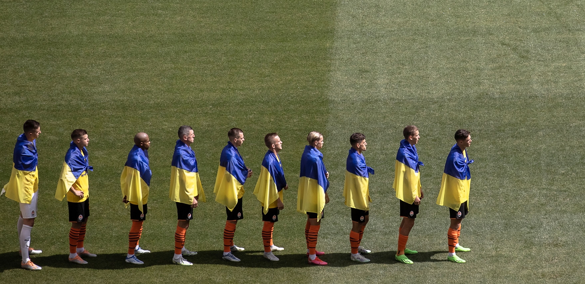 το-ποδόσφαιρο-απαντά-ξανά-στον-πόλεμο-562010512