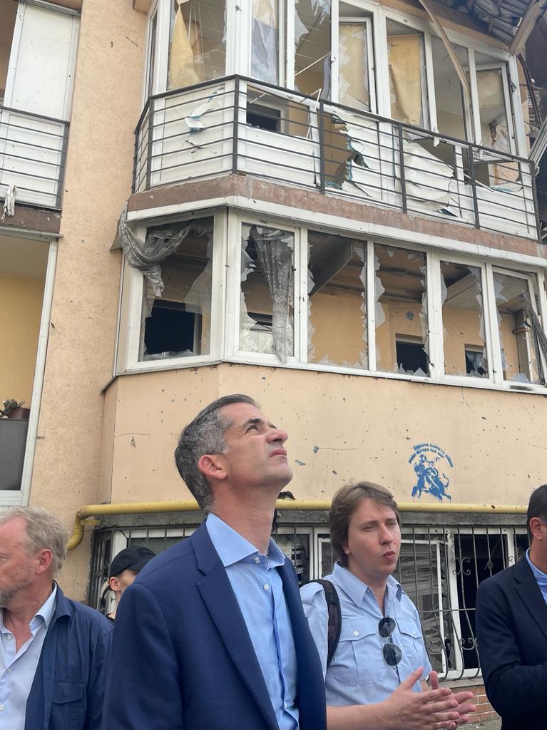 Μπακογιάννης: Στο Κίεβο με Ευρωπαίους δημάρχους – Συνάντηση με Ζελένσκι και Κλίτσκο-2