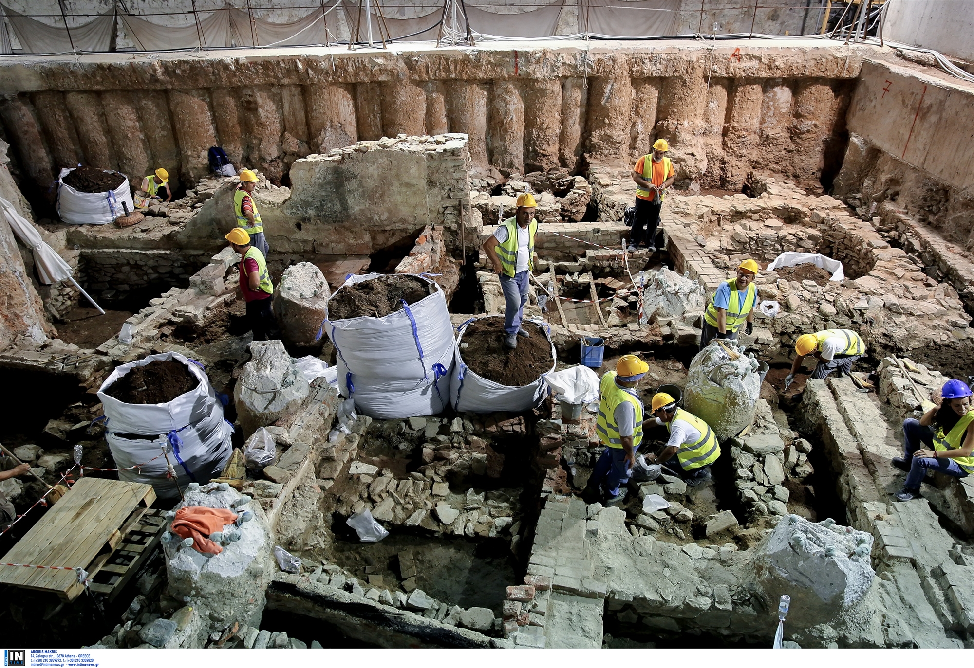 μουσεία-τέσσερις-σταθμοί-του-μετρό-θε-561986137