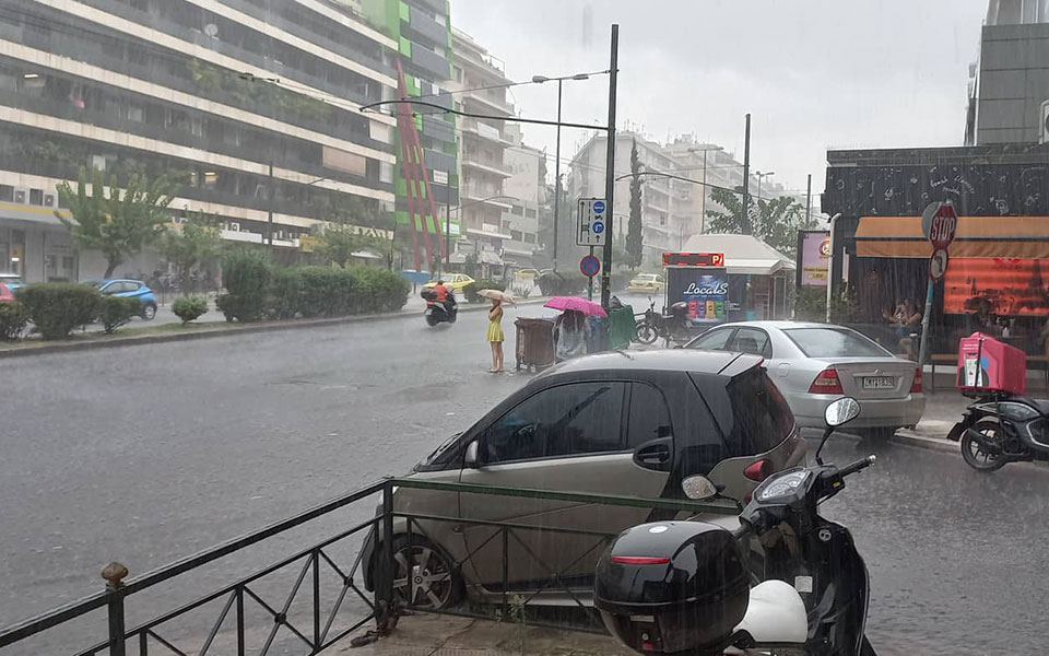 Συνεχίζεται και αύριο η κακοκαιρία – Πού αναμένονται έντονα φαινόμενα-3