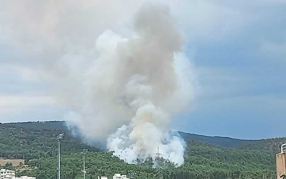 θεσσαλονίκη-συναγερμός-για-φωτιά-στο-562007575