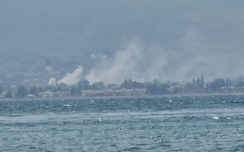 Φωτιά σε σπίτι στον Ωρωπό – Εντοπίστηκε νεκρή γυναίκα-4