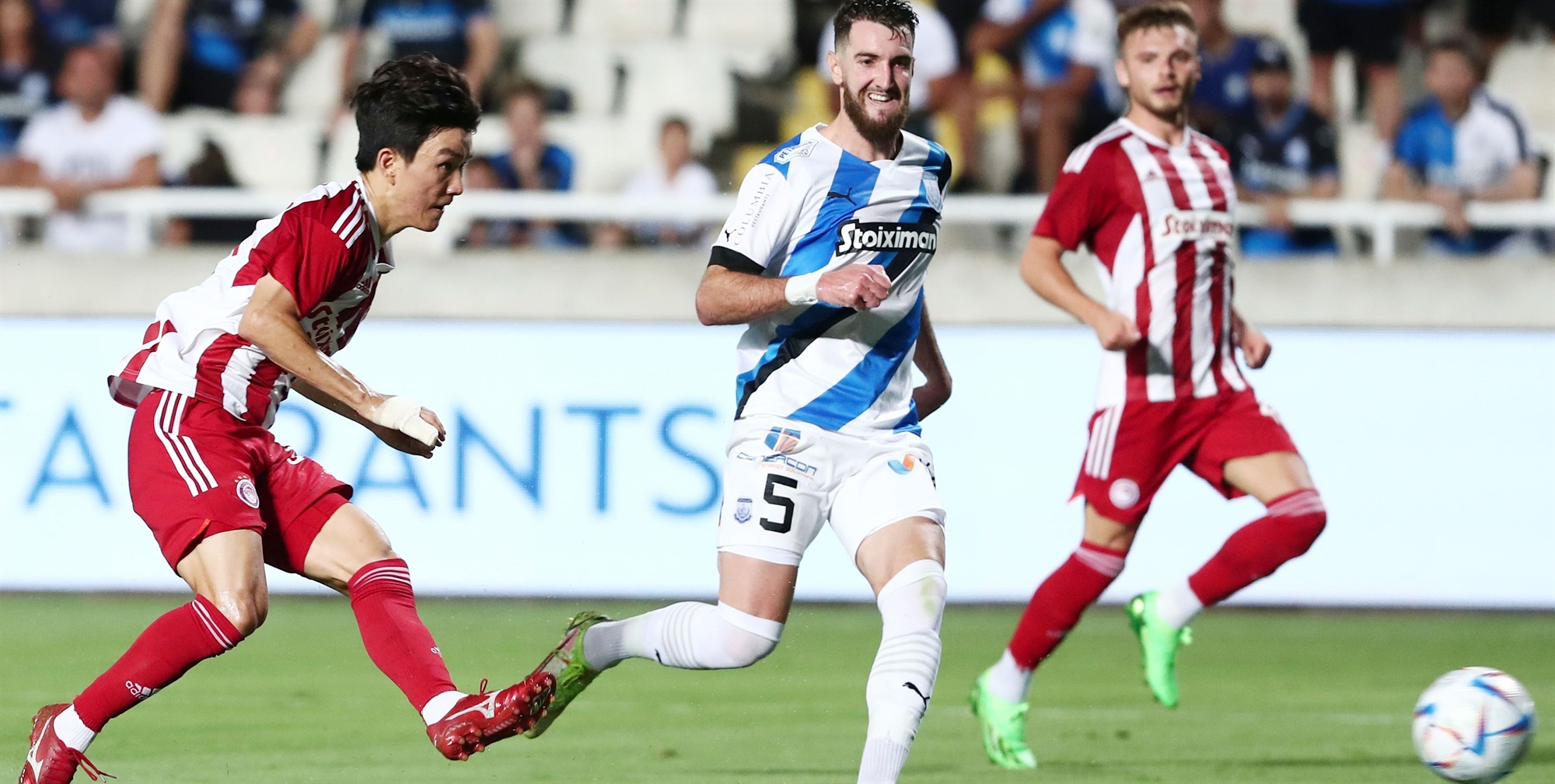 γιουρόπα-λιγκ-ολυμπιακός-στα-πόδια-562004353