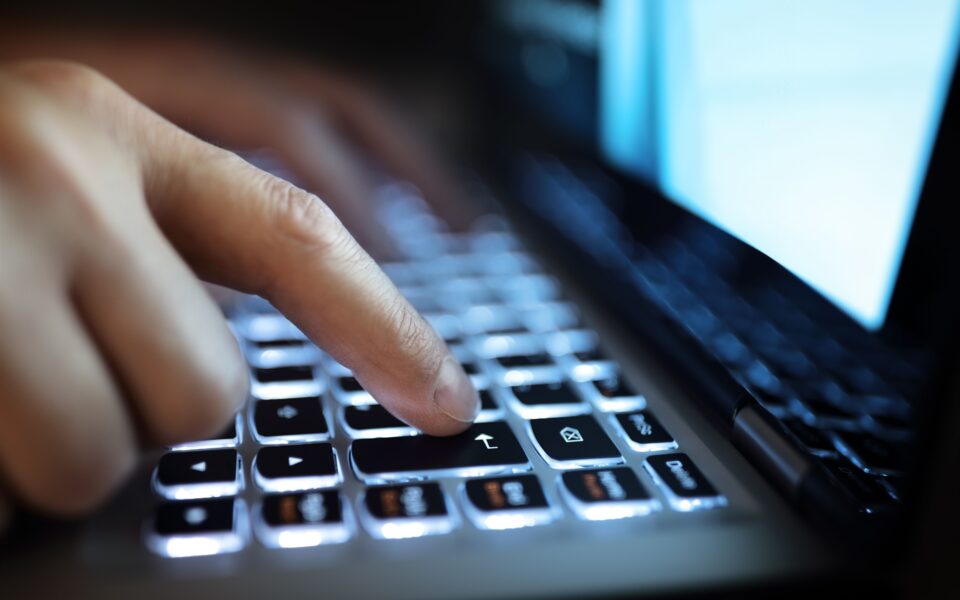 αντιεμβολιαστές-συνεχίζουν-απτόητο-562006747