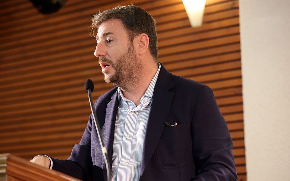 παρακολουθήσεις-αίτημα-με-4-ερωτήματα-562009270