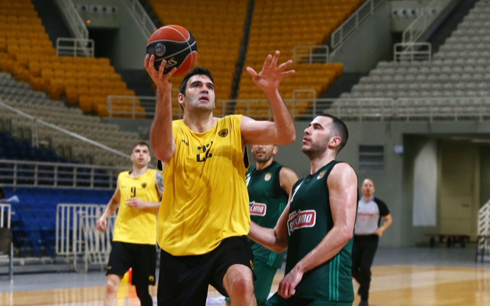 αεκ-ανανέωσε-το-συμβόλαιό-του-ο-μαυροε-562001002