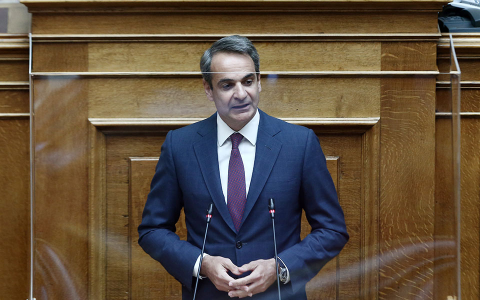 θεωρείο-με-το-βλέμμα-στις-δημοσκοπήσε-562009285