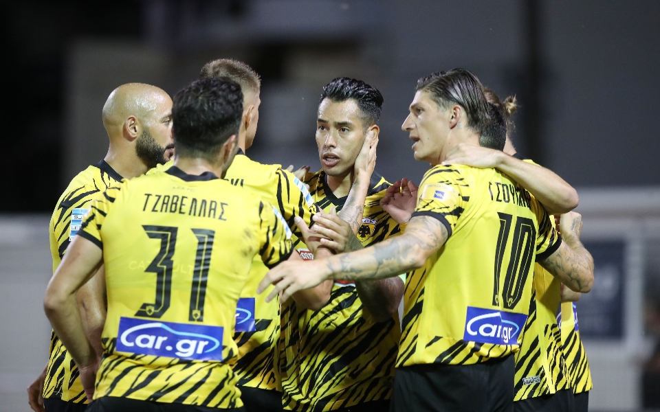 superleague-λαμία-αεκ-0-3-επιβλητική-πρεμιέρα-γι-562007350