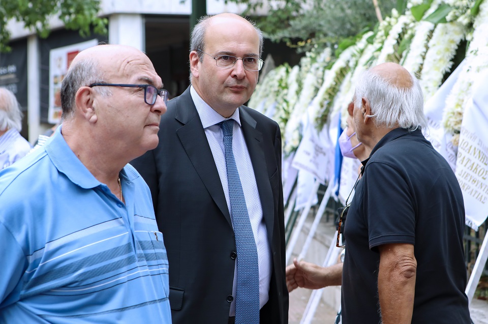 Ρόμπερτ Ουίλιαμς: Πλήθος κόσμου στο «τελευταίο αντίο» στον τραγουδιστή-2