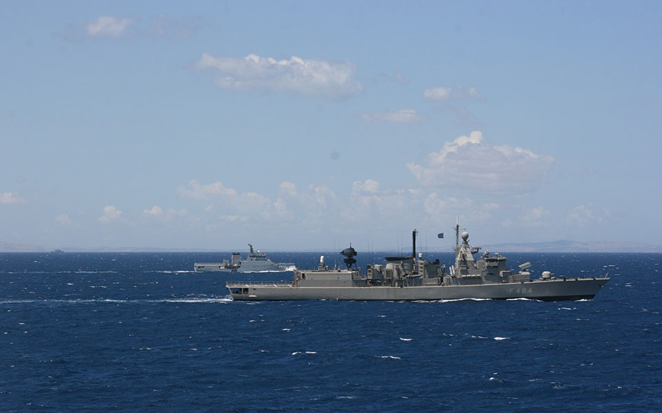 γεν-νεκρή-πρωτοετής-ναυτική-δόκιμος-σ-562012522