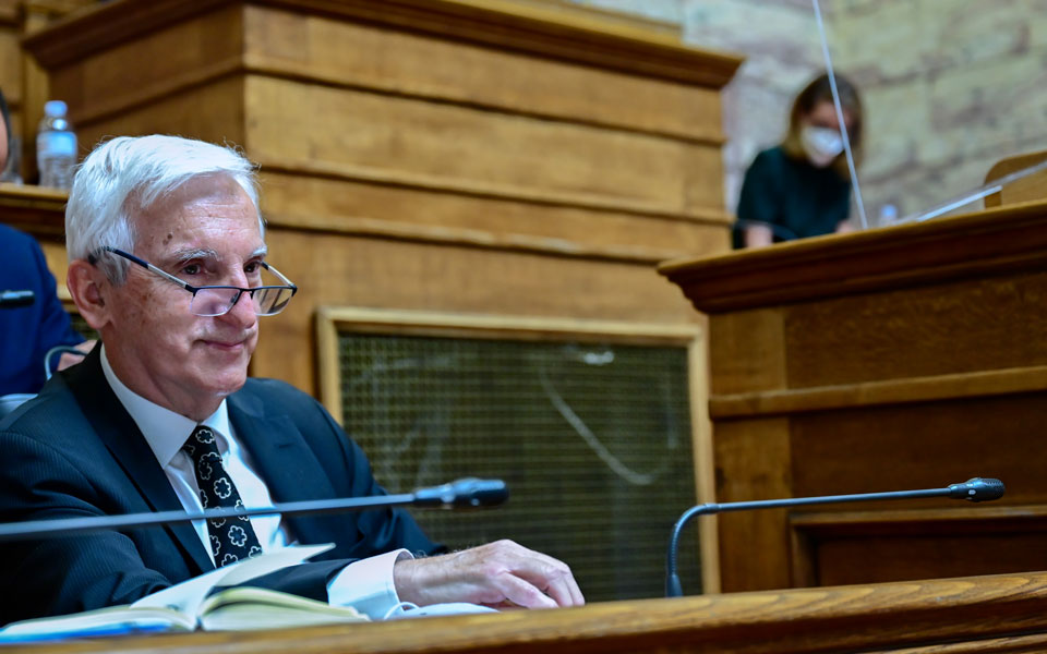 aπό-γ-γ-του-υπεξ-επικεφαλής-στην-κατεχά-562012462