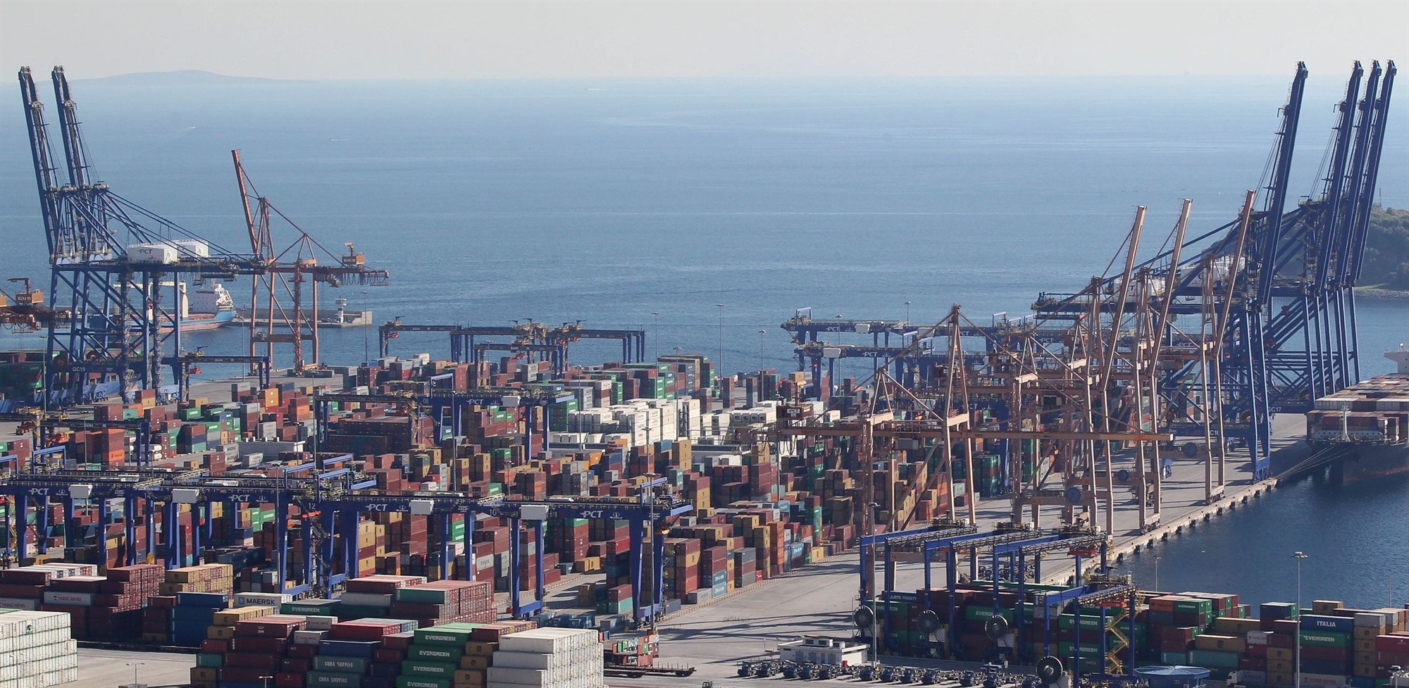 πρωτοφανές-πλήγμα-στο-εμπορικό-ισοζύ-562010659