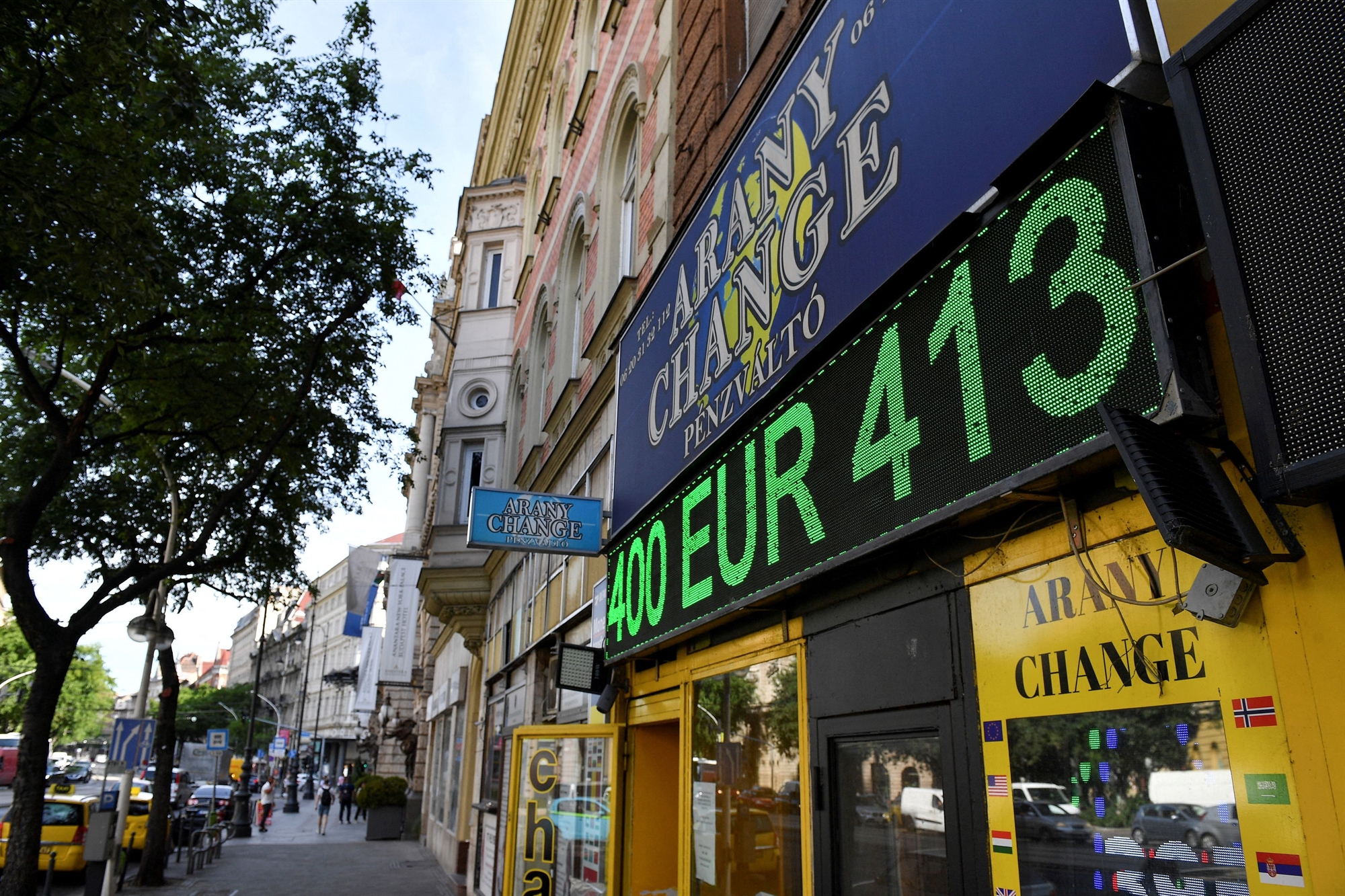 ευρώ-τρομάζει-τις-χώρες-της-ανατολική-561992746