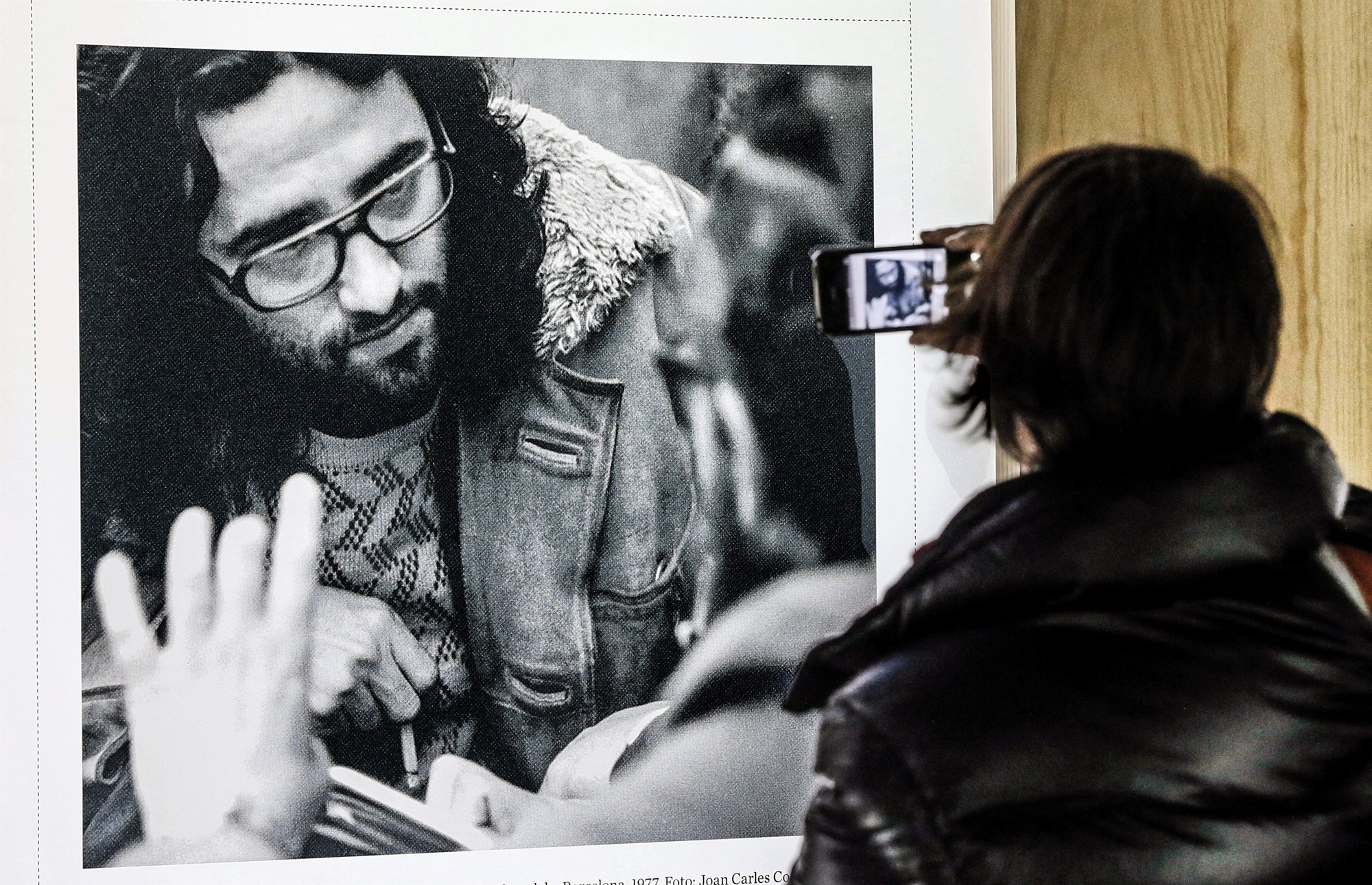 τραγωδία-και-κωμωδία-την-ίδια-στιγμή-562006621