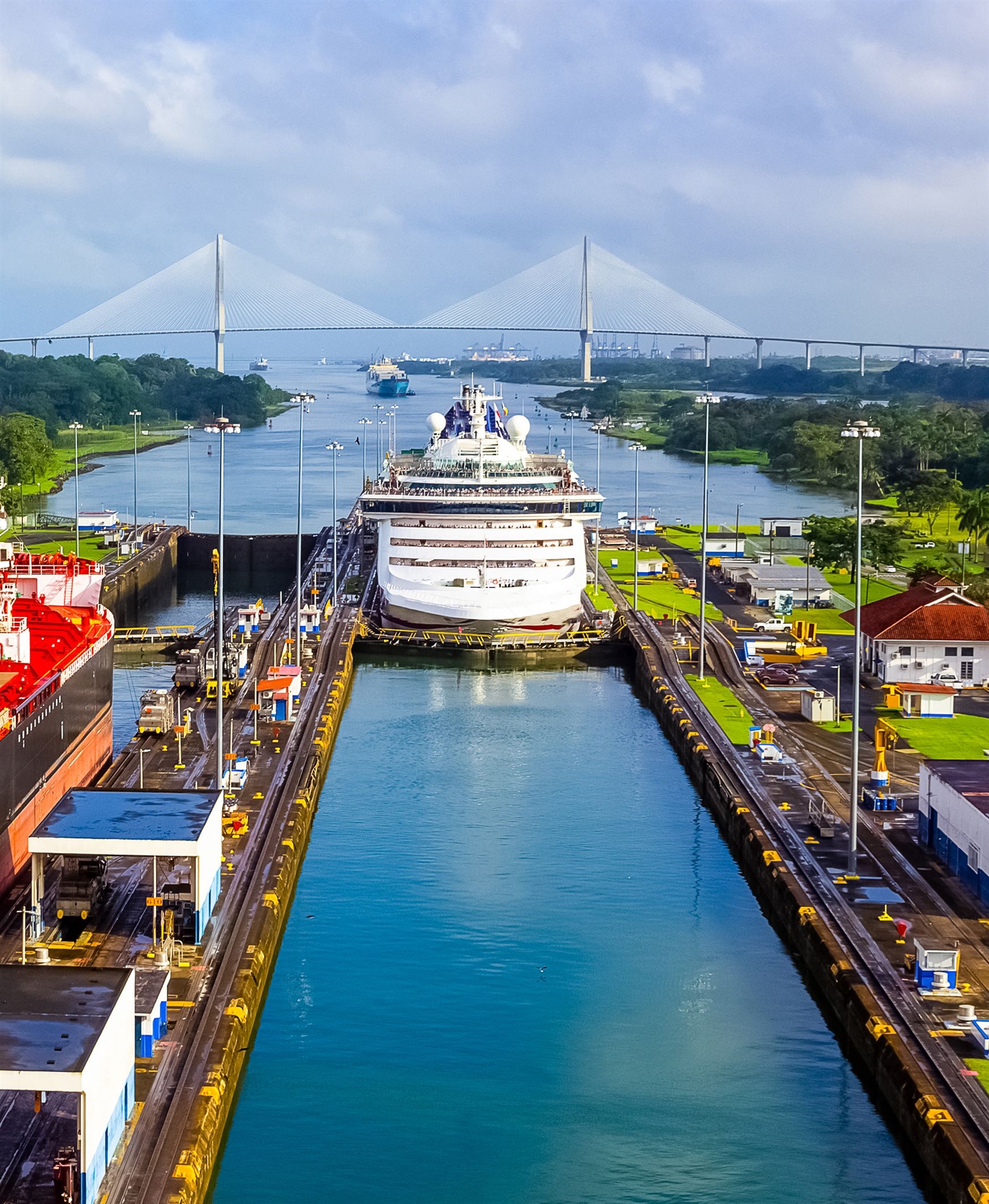 διώρυγα-του-παναμά-καμπανάκι-λόγω-κ-561994060