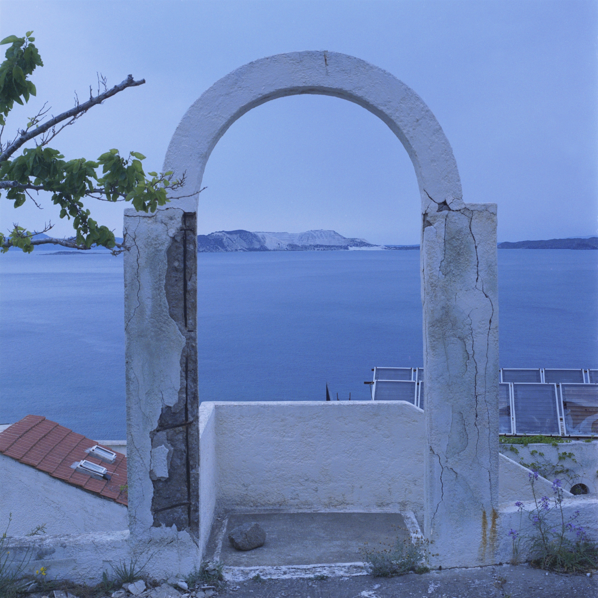 η-μελαγχολική-νίσυρος-στις-εικόνες-τη-561984556