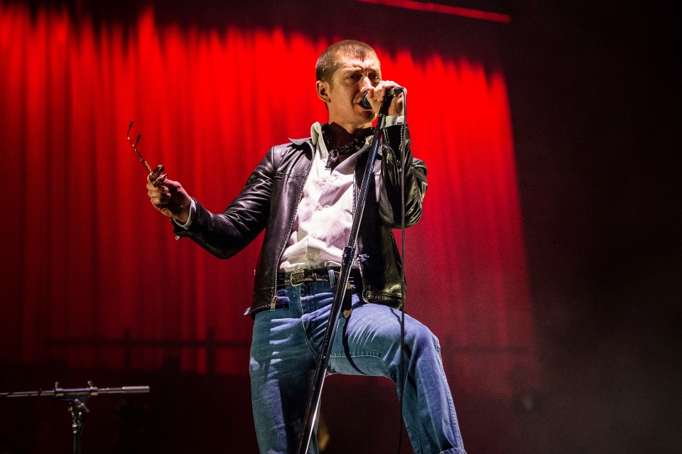 μπείτε-στο-the-car-οι-arctic-monkeys-ανακοίνωσαν-τον-ε-562011301