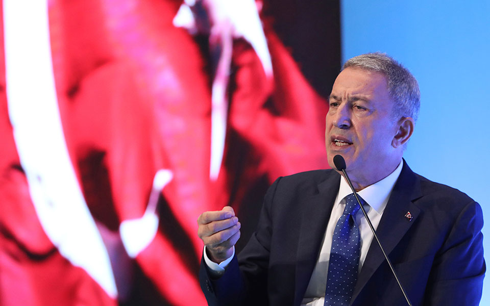 προκαλεί-ο-ακάρ-οι-έλληνες-έφτασαν-μπ-561998857