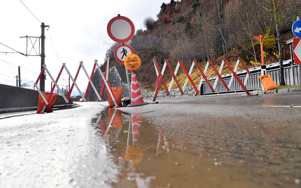 αυστρία-πέντε-νεκροί-και-πολλοί-τραυμ-562003879