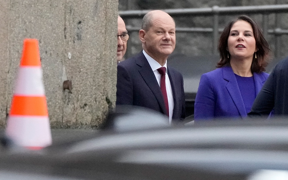 διχασμός-στη-γερμανία-για-την-πυρην-562016974