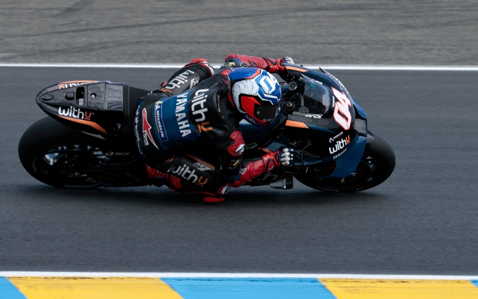 motogp-αποσύρεται-ο-αντρέα-ντοβιτσιόζο-561986884