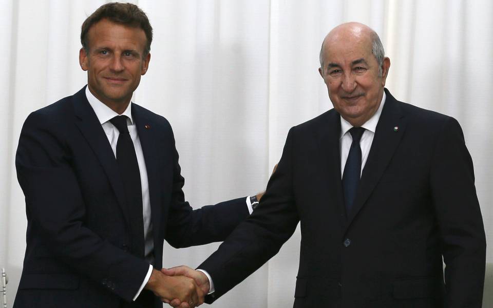 μακρόν-συγκρότηση-επιτροπής-που-θα-με-562013182