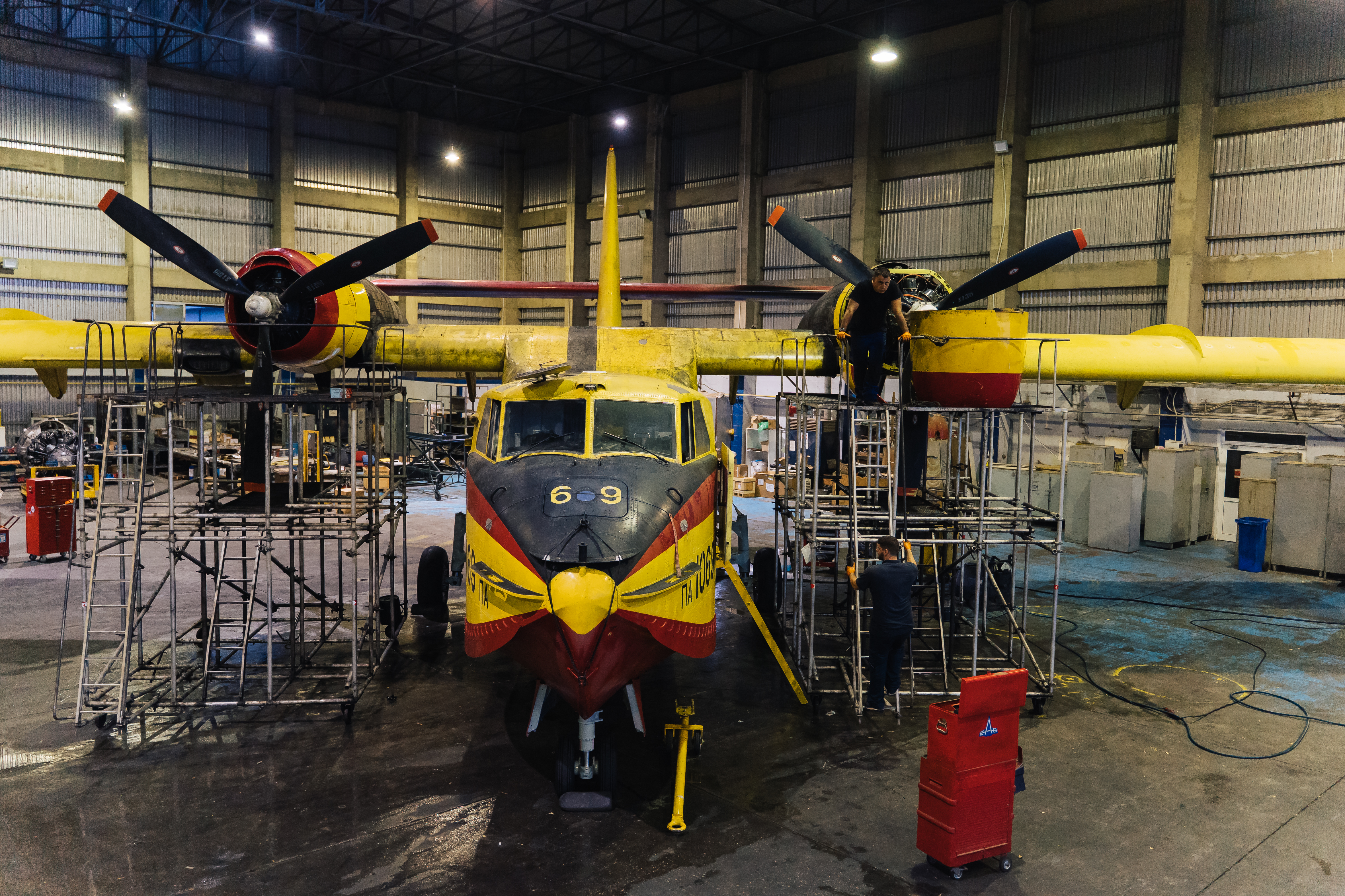 Διαβάστε στην «Καθημερινή της Κυριακής»-6