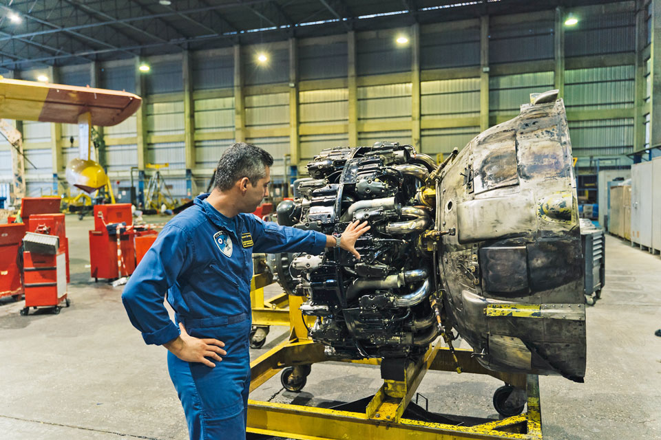 Γιατρεύοντας τα φτερά της πυρόσβεσης-4