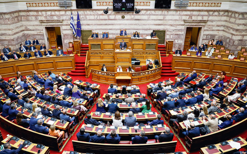 διλήμματα-από-το-βήμα-της-δεθ-562015432