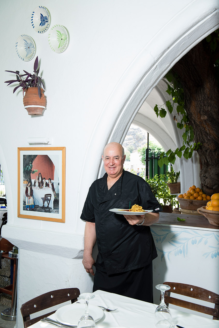 Λίνδος: η αιώνια σταρ του ελληνικού καλοκαιριού-1