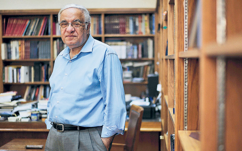 διονύσης-σιμόπουλος-ένα-αστέρι-με-διε-561999310