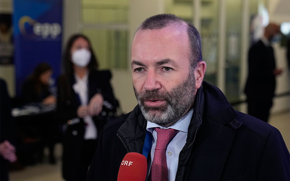 βέμπερ-για-ερντογάν-δεν-επιτρέπουμε-562019710