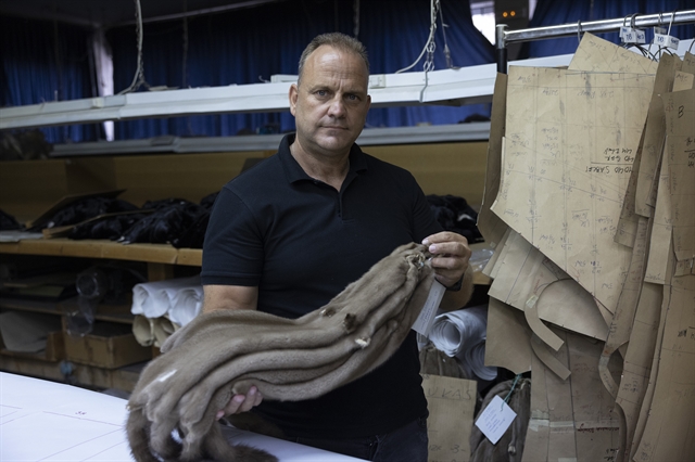 Καστοριά: Θύματα του πολέμου και οι γουναράδες-1