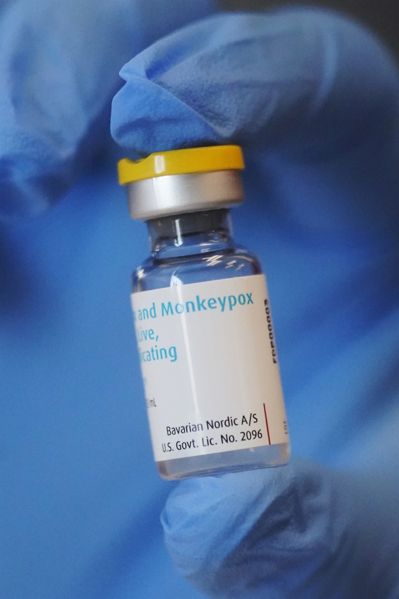 λιγοστά-εμβόλια-για-την-ευλογιά-των-πι-561987454