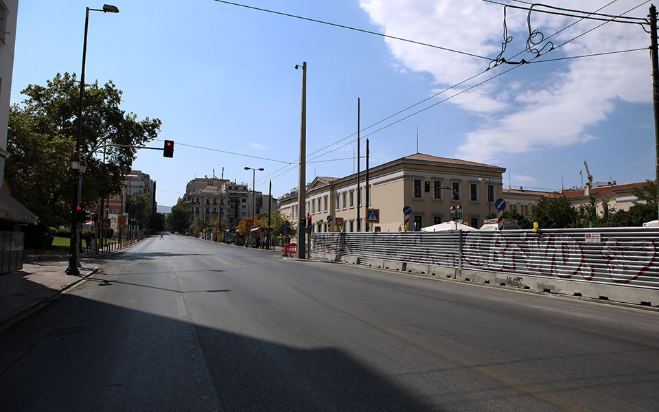 Πόλη «φάντασμα» η Αθήνα ενόψει Δεκαπενταύγουστου-3