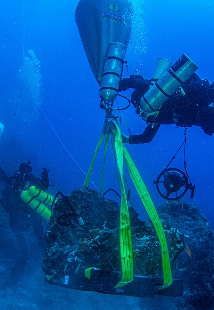 μια-clepsydra-στη-μάχη-διάσωσης-εναλίων-θησ-562008712